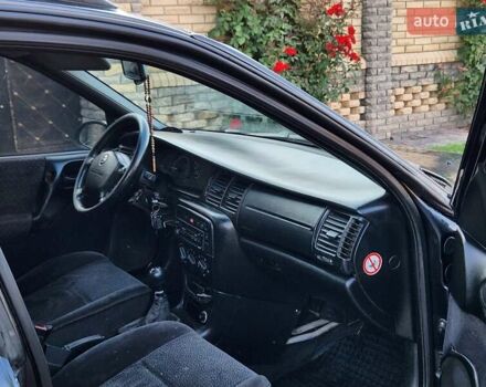 Чорний Опель Вектра, об'ємом двигуна 2 л та пробігом 356 тис. км за 1350 $, фото 8 на Automoto.ua