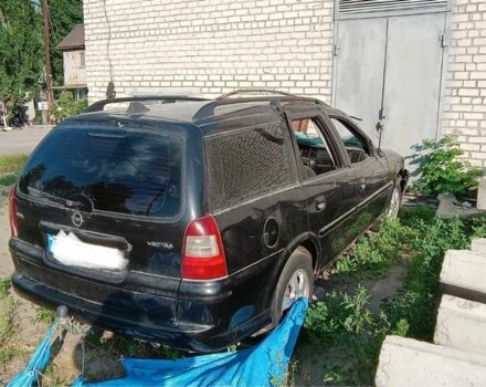 Черный Опель Вектра, объемом двигателя 1.8 л и пробегом 275 тыс. км за 1200 $, фото 3 на Automoto.ua