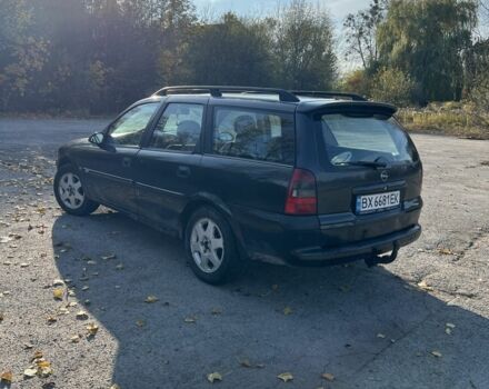 Чорний Опель Вектра, об'ємом двигуна 2 л та пробігом 516 тис. км за 1800 $, фото 2 на Automoto.ua