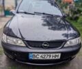 Черный Опель Вектра, объемом двигателя 1.8 л и пробегом 350 тыс. км за 1000 $, фото 1 на Automoto.ua