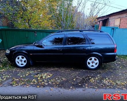 Черный Опель Вектра, объемом двигателя 1.8 л и пробегом 200 тыс. км за 2200 $, фото 2 на Automoto.ua