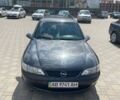 Черный Опель Вектра, объемом двигателя 1.6 л и пробегом 220 тыс. км за 1800 $, фото 1 на Automoto.ua