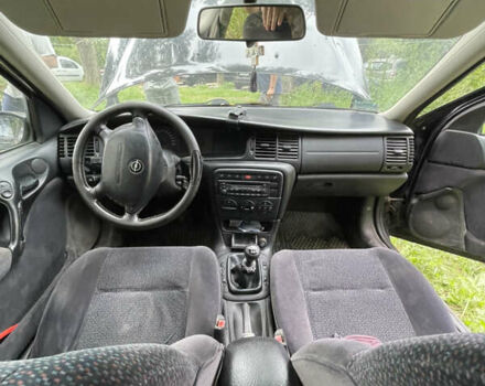 Черный Опель Вектра, объемом двигателя 1.8 л и пробегом 335 тыс. км за 2250 $, фото 6 на Automoto.ua