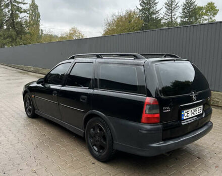 Черный Опель Вектра, объемом двигателя 2 л и пробегом 300 тыс. км за 1000 $, фото 3 на Automoto.ua