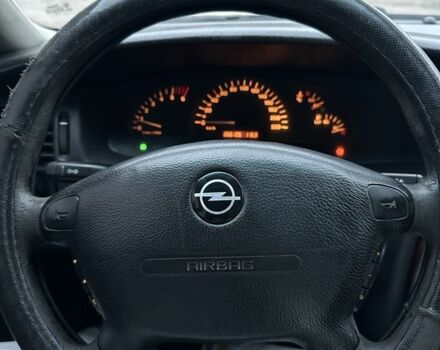 Черный Опель Вектра, объемом двигателя 2 л и пробегом 300 тыс. км за 1800 $, фото 11 на Automoto.ua