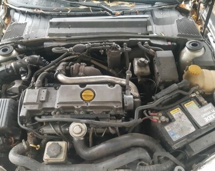 Черный Опель Вектра, объемом двигателя 2 л и пробегом 350 тыс. км за 1307 $, фото 4 на Automoto.ua