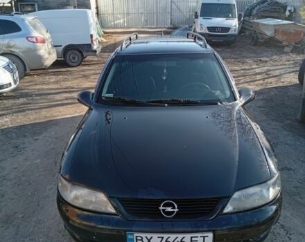 Черный Опель Вектра, объемом двигателя 2 л и пробегом 300 тыс. км за 3500 $, фото 1 на Automoto.ua