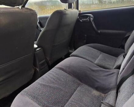 Черный Опель Вектра, объемом двигателя 1.6 л и пробегом 333 тыс. км за 1999 $, фото 9 на Automoto.ua