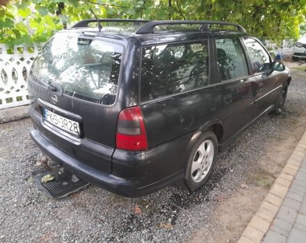 Чорний Опель Вектра, об'ємом двигуна 2 л та пробігом 2 тис. км за 1300 $, фото 4 на Automoto.ua