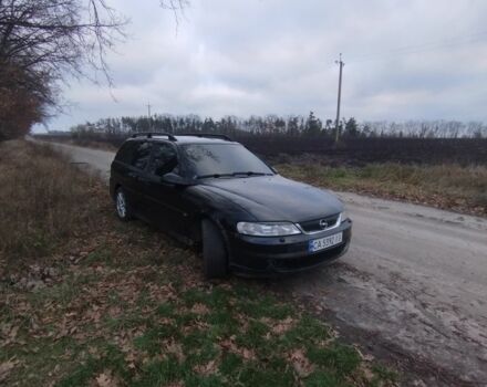 Черный Опель Вектра, объемом двигателя 2.2 л и пробегом 398 тыс. км за 2500 $, фото 6 на Automoto.ua