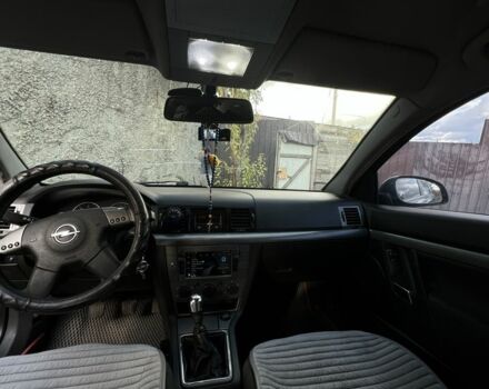 Опель Вектра 2003 в Сумах на Automoto.ua Черный Опель Вектра, объемом двигателя 2.2 л и пробегом 291 тыс. км за 4100 $, фото 4 на Automoto.ua