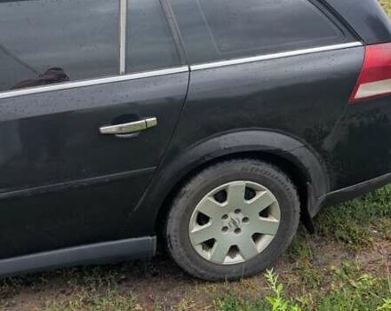 Черный Опель Вектра, объемом двигателя 2.2 л и пробегом 300 тыс. км за 4600 $, фото 11 на Automoto.ua
