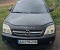 Черный Опель Вектра, объемом двигателя 2.2 л и пробегом 300 тыс. км за 4600 $, фото 1 на Automoto.ua