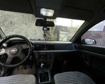 Черный Опель Вектра, объемом двигателя 2.22 л и пробегом 290 тыс. км за 4000 $, фото 4 на Automoto.ua