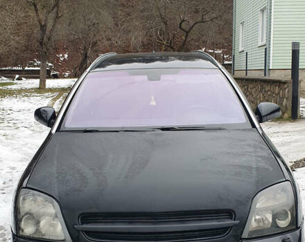 Черный Опель Вектра, объемом двигателя 2.17 л и пробегом 330 тыс. км за 4599 $, фото 1 на Automoto.ua