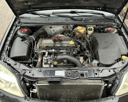 Черный Опель Вектра, объемом двигателя 2 л и пробегом 280 тыс. км за 3600 $, фото 4 на Automoto.ua