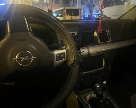 Черный Опель Вектра, объемом двигателя 2.2 л и пробегом 370 тыс. км за 2700 $, фото 5 на Automoto.ua