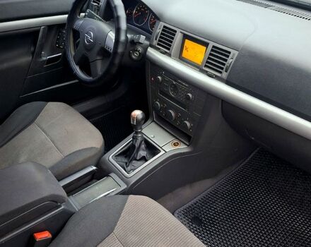 Чорний Опель Вектра, об'ємом двигуна 2.2 л та пробігом 0 тис. км за 3750 $, фото 6 на Automoto.ua