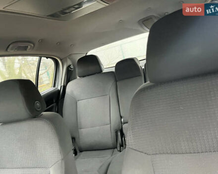 Черный Опель Вектра, объемом двигателя 2.2 л и пробегом 303 тыс. км за 3925 $, фото 8 на Automoto.ua