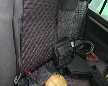 Чорний Опель Вектра, об'ємом двигуна 0 л та пробігом 354 тис. км за 2143 $, фото 5 на Automoto.ua