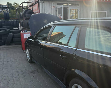 Черный Опель Вектра, объемом двигателя 2.2 л и пробегом 292 тыс. км за 3800 $, фото 2 на Automoto.ua