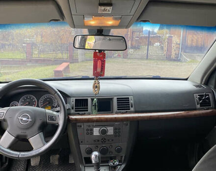 Черный Опель Вектра, объемом двигателя 2 л и пробегом 300 тыс. км за 3500 $, фото 1 на Automoto.ua