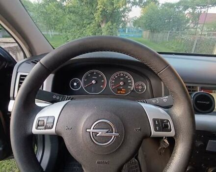 Чорний Опель Вектра, об'ємом двигуна 1.9 л та пробігом 334 тис. км за 3700 $, фото 6 на Automoto.ua