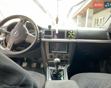 Черный Опель Вектра, объемом двигателя 2.2 л и пробегом 280 тыс. км за 4300 $, фото 6 на Automoto.ua