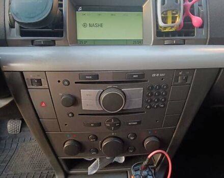 Чорний Опель Вектра, об'ємом двигуна 1.9 л та пробігом 334 тис. км за 3700 $, фото 5 на Automoto.ua