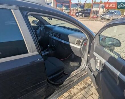 Опель Вектра 2005 в Городок на Automoto.ua Черный Опель Вектра, объемом двигателя 2.2 л и пробегом 342 тыс. км за 3700 $, фото 6 на Automoto.ua
