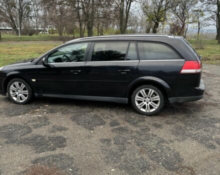 Чорний Опель Вектра, об'ємом двигуна 1.9 л та пробігом 268 тис. км за 2750 $, фото 7 на Automoto.ua