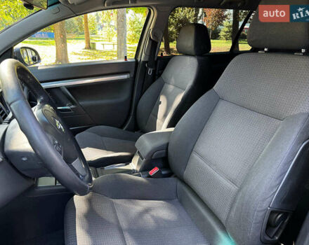 Черный Опель Вектра, объемом двигателя 2.2 л и пробегом 207 тыс. км за 6490 $, фото 14 на Automoto.ua