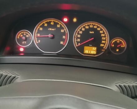 Черный Опель Вектра, объемом двигателя 1.8 л и пробегом 191 тыс. км за 5813 $, фото 6 на Automoto.ua