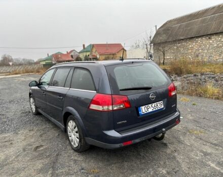 Черный Опель Вектра, объемом двигателя 1.9 л и пробегом 300 тыс. км за 2250 $, фото 3 на Automoto.ua