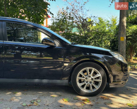 Черный Опель Вектра, объемом двигателя 2.2 л и пробегом 207 тыс. км за 6490 $, фото 1 на Automoto.ua