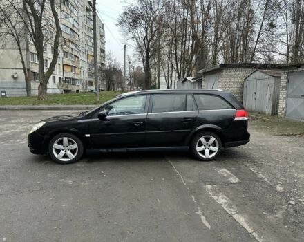 Черный Опель Вектра, объемом двигателя 1.9 л и пробегом 374 тыс. км за 2800 $, фото 5 на Automoto.ua