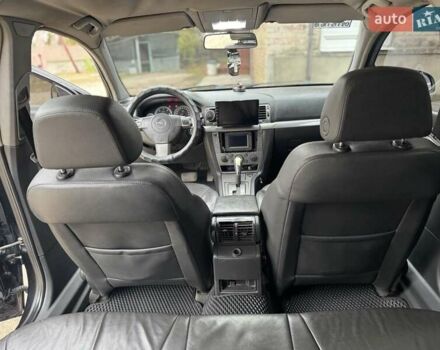 Черный Опель Вектра, объемом двигателя 1.9 л и пробегом 323 тыс. км за 6300 $, фото 4 на Automoto.ua