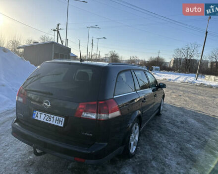 Черный Опель Вектра, объемом двигателя 1.9 л и пробегом 399 тыс. км за 3800 $, фото 3 на Automoto.ua