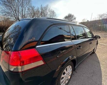 Черный Опель Вектра, объемом двигателя 1.91 л и пробегом 300 тыс. км за 4100 $, фото 3 на Automoto.ua