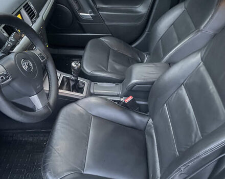 Чорний Опель Вектра, об'ємом двигуна 1.8 л та пробігом 317 тис. км за 4650 $, фото 15 на Automoto.ua