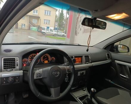 Черный Опель Вектра, объемом двигателя 1.8 л и пробегом 191 тыс. км за 5813 $, фото 7 на Automoto.ua