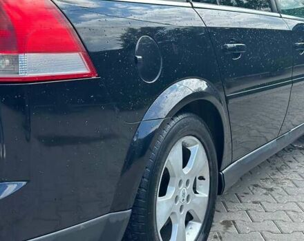 Черный Опель Вектра, объемом двигателя 1.91 л и пробегом 330 тыс. км за 5200 $, фото 6 на Automoto.ua