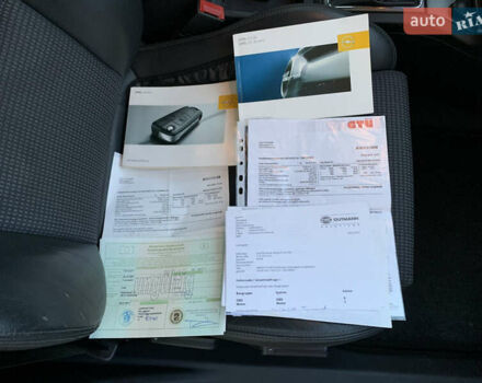 Чорний Опель Вектра, об'ємом двигуна 2.2 л та пробігом 190 тис. км за 6300 $, фото 61 на Automoto.ua