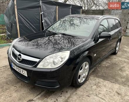 Черный Опель Вектра, объемом двигателя 1.9 л и пробегом 235 тыс. км за 4500 $, фото 1 на Automoto.ua