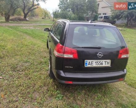 Черный Опель Вектра, объемом двигателя 1.8 л и пробегом 222 тыс. км за 5350 $, фото 4 на Automoto.ua