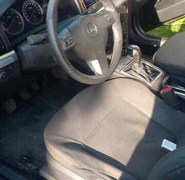 Черный Опель Вектра, объемом двигателя 1.91 л и пробегом 330 тыс. км за 5200 $, фото 24 на Automoto.ua