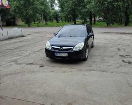 Черный Опель Вектра, объемом двигателя 1.9 л и пробегом 385 тыс. км за 6300 $, фото 1 на Automoto.ua