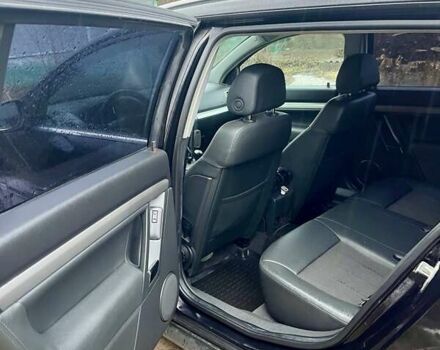 Черный Опель Вектра, объемом двигателя 1.9 л и пробегом 235 тыс. км за 4500 $, фото 20 на Automoto.ua