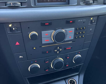 Чорний Опель Вектра, об'ємом двигуна 1.91 л та пробігом 305 тис. км за 6300 $, фото 10 на Automoto.ua