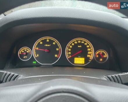 Черный Опель Вектра, объемом двигателя 1.9 л и пробегом 235 тыс. км за 4500 $, фото 26 на Automoto.ua